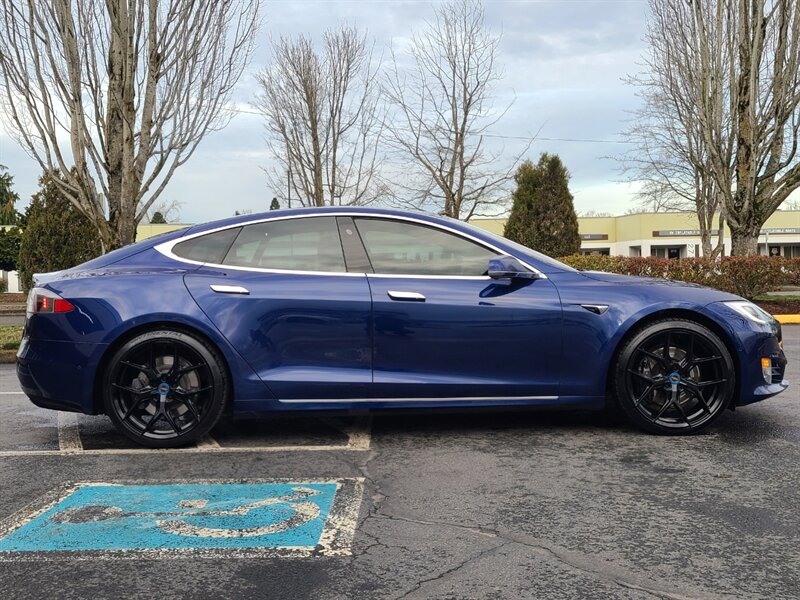 2018 Tesla Model S 100D AWD / DUAL MOTORS / LONG RANGE / 1-OWNER  / AUTO PILOT / GLASS ROOF / VOSSEN WHEELS / BEAUTIFUL - Photo 3 - Portland, OR 97217