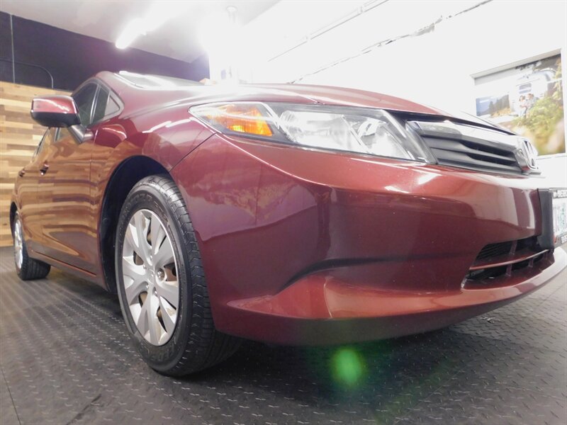 2012 Honda Civic LX Sedan 4Dr / Autom   - Photo 31 - Gladstone, OR 97027