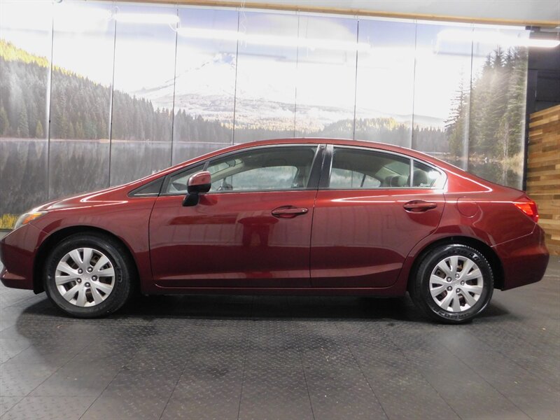 2012 Honda Civic LX Sedan 4Dr / Autom   - Photo 3 - Gladstone, OR 97027