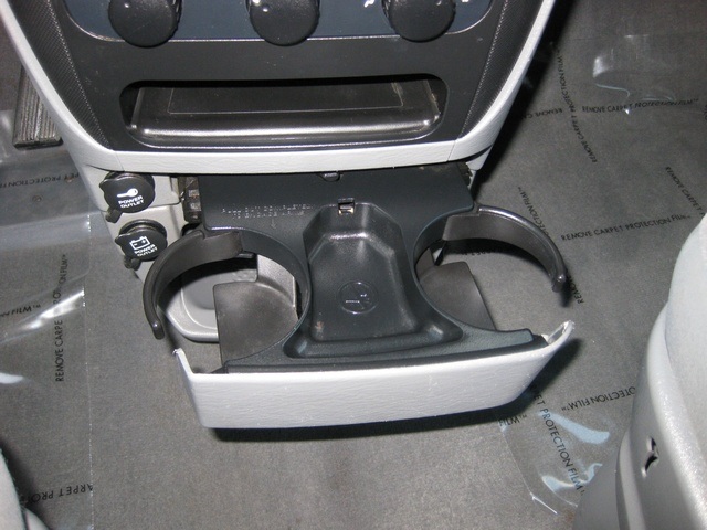 2004 Dodge Grand Caravan SXT Minivan / Bucket Seats/ Power Doors / Loaded   - Photo 36 - Portland, OR 97217