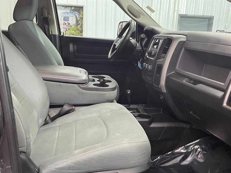 2016 RAM 2500 Crew Cab 4X4 / 6.7L   - Photo 18 - Gladstone, OR 97027