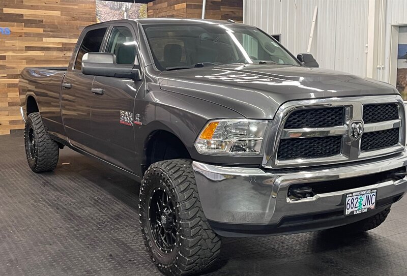 2016 RAM 2500 Crew Cab 4X4 / 6.7L   - Photo 2 - Gladstone, OR 97027