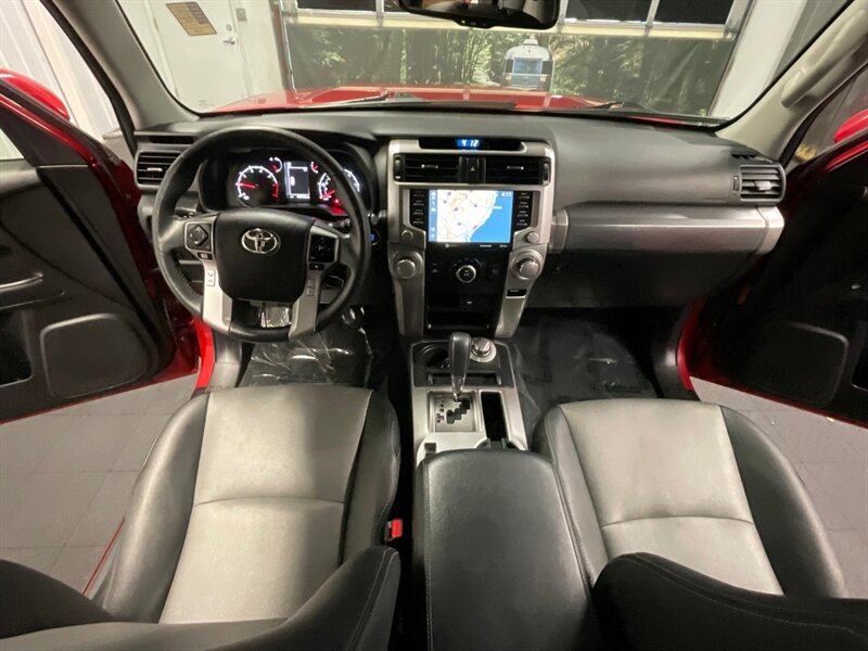 2020 Toyota 4Runner SR5 Premium 4x4 / Leather / CUSTOM BUILT / LIFTED  NEW LIFT w/ NEW WHEELS & TIRES / Leather & Heated Seats / Luggage Rack / Chrome Delete Pkg / 1-OWNER / SHARP & CLEAN !! - Photo 41 - Gladstone, OR 97027