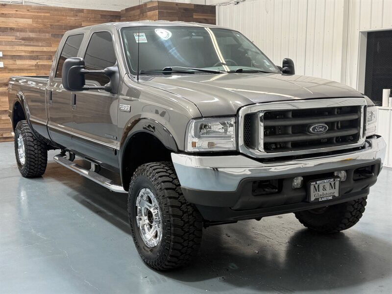2002 Ford F-350 Lariat 4X4 7.3L DIESEL / Crew Cab / NEW 35 " TIRES / LONG BED / LOCAL RUST FREE - Photo 2 - Gladstone, OR 97027