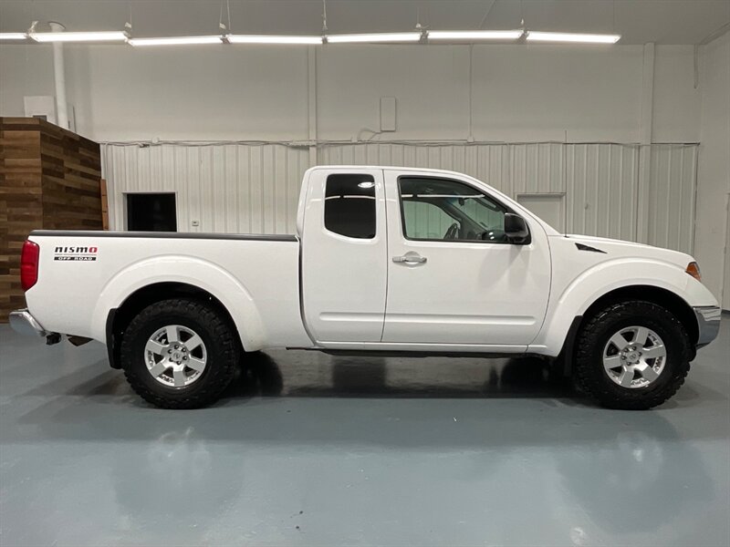 2008 Nissan Frontier Nismo 4Dr King Cab 4X4 / V6 / ONLY 58,000 MILES  / LOCAL TRUCK w. ZERO RUST - Photo 4 - Gladstone, OR 97027