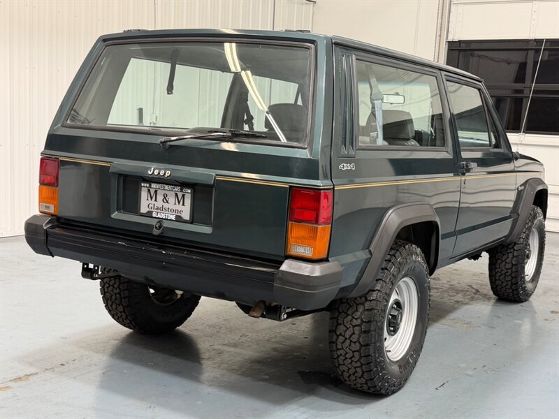 1993 Jeep Cherokee XJ Sport 2DR 4Cyl LIFTED 5-Spd Man. LOW MILES /NEW TIRES / LOCAL SUV - Photo 7 - Gladstone, OR 97027