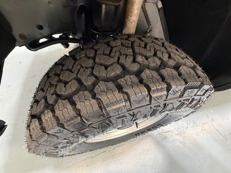 1993 Jeep Cherokee XJ Sport 2DR 4Cyl LIFTED 5-Spd Man. LOW MILES /NEW TIRES / LOCAL SUV - Photo 24 - Gladstone, OR 97027
