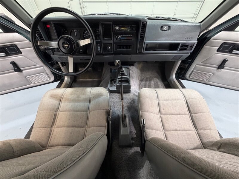 1993 Jeep Cherokee XJ Sport 2DR 4Cyl LIFTED 5-Spd Man. LOW MILES /NEW TIRES / LOCAL SUV - Photo 20 - Gladstone, OR 97027
