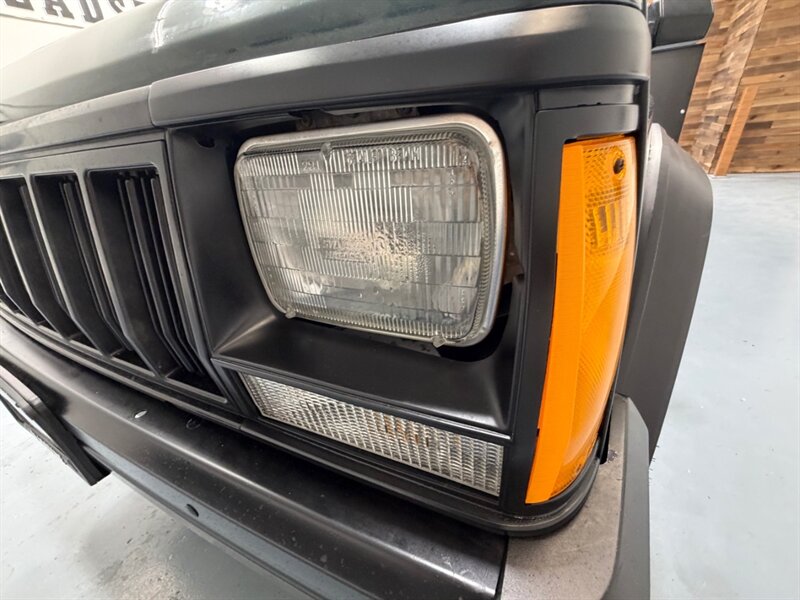1993 Jeep Cherokee XJ Sport 2DR 4Cyl LIFTED 5-Spd Man. LOW MILES /NEW TIRES / LOCAL SUV - Photo 26 - Gladstone, OR 97027