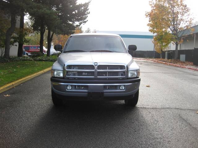 2002 Dodge Ram 2500 SLT   - Photo 2 - Portland, OR 97217