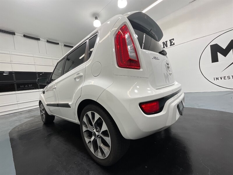 2013 Kia Soul ! Sport Utility / Navigation / Camera / Sunroof  / leather - Photo 33 - Gladstone, OR 97027