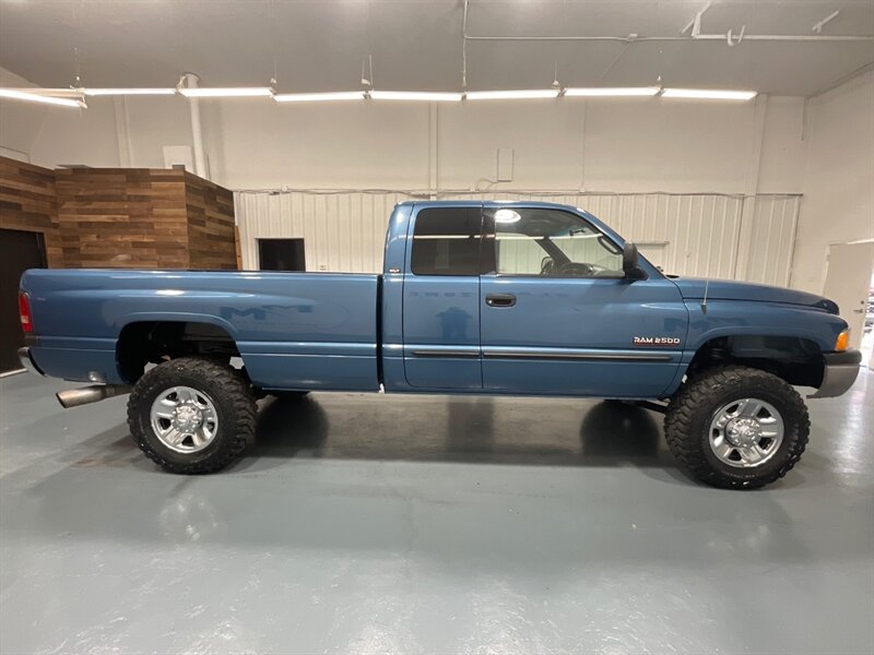 2002 Dodge Ram 2500 SLT Plus 4X4 5.9L DIESEL 6-SPEED MANUAL /NEW TIRES / LONG BED / ZERO RUST - Photo 4 - Gladstone, OR 97027