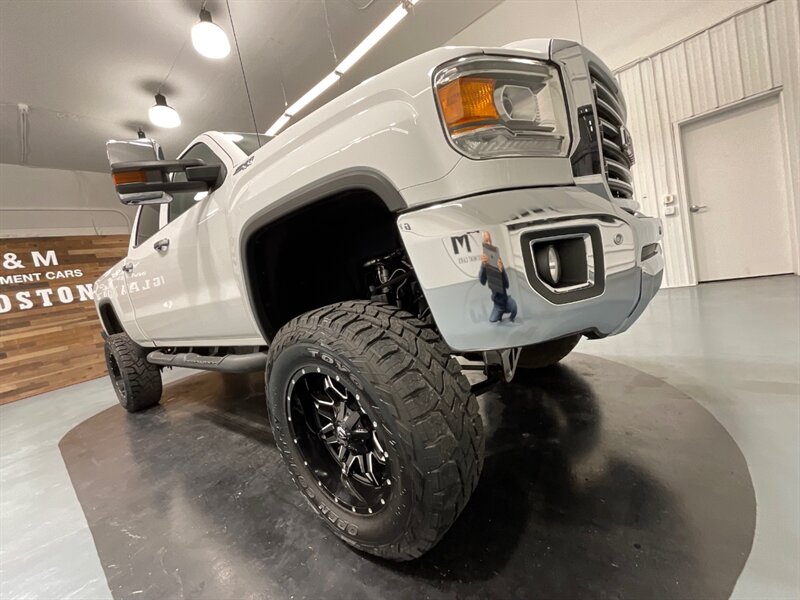 2015 GMC Sierra 2500 SLT Crew Cab 4X4 / 6.6L DIESEL / 1-OWNER / LIFTED  / NO RUST - Photo 58 - Gladstone, OR 97027