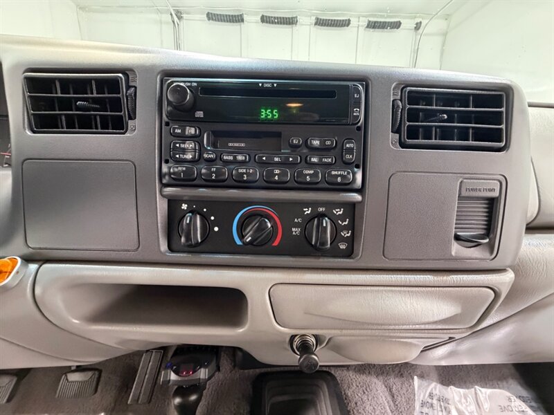 1999 Ford F-350 XLT 4X4 6-SPEED MANUAL 7.3L DIESEL / 1-OWNER / ZERO RUST / LONG BED - Photo 18 - Gladstone, OR 97027