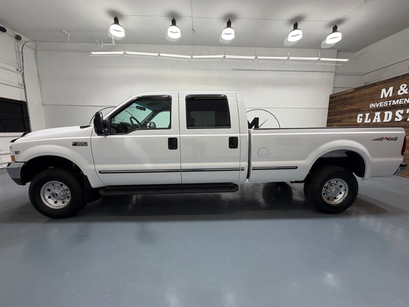 1999 Ford F-350 XLT 4X4 6-SPEED MANUAL 7.3L DIESEL / 1-OWNER / ZERO RUST / LONG BED - Photo 3 - Gladstone, OR 97027