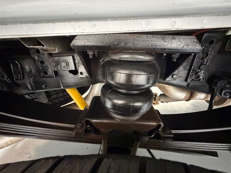 1999 Ford F-350 XLT 4X4 6-SPEED MANUAL 7.3L DIESEL / 1-OWNER / ZERO RUST / LONG BED - Photo 22 - Gladstone, OR 97027
