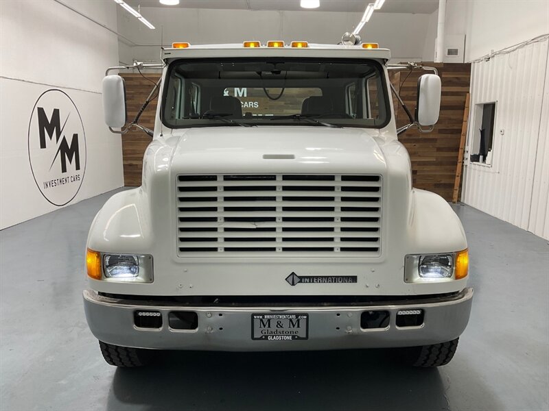 2001 International 4700 Crew Cab International DUALLY / 8.7L DIESEL - Photo 5 - Gladstone, OR 97027