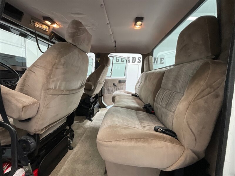 2001 International 4700 Crew Cab International DUALLY / 8.7L DIESEL - Photo 12 - Gladstone, OR 97027