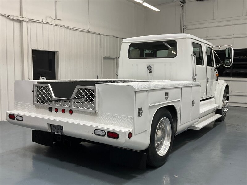2001 International 4700 Crew Cab International DUALLY / 8.7L DIESEL - Photo 7 - Gladstone, OR 97027