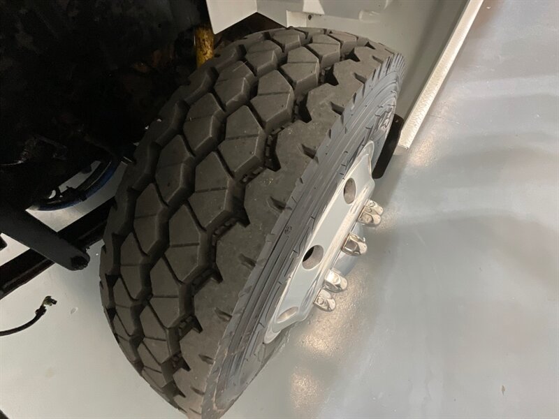 2001 International 4700 Crew Cab International DUALLY / 8.7L DIESEL - Photo 24 - Gladstone, OR 97027