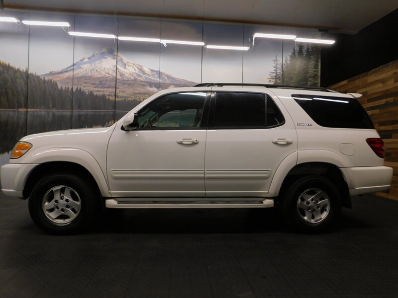 2001 Toyota Sequoia Limited 4X4 / 3RD SE   - Photo 3 - Gladstone, OR 97027