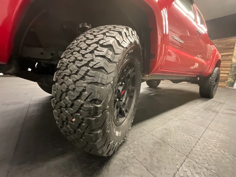 2006 Toyota Tacoma SR5 Access Cab 4X4 / 5-SPEED / LIFTED LIFTED  NEW LIFT KIT w/ NEW 33 " BF GOODRICH A/T TIRES & 17 " TRD TOYOTA WHEELS / LOCAL TRUCK / RUST FREE - Photo 24 - Gladstone, OR 97027