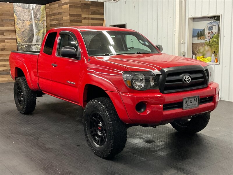 2006 Toyota Tacoma SR5 Access Cab 4X4 / 5-SPEED / LIFTED LIFTED  NEW LIFT KIT w/ NEW 33 " BF GOODRICH A/T TIRES & 17 " TRD TOYOTA WHEELS / LOCAL TRUCK / RUST FREE - Photo 2 - Gladstone, OR 97027