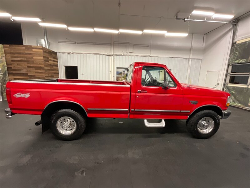 1996 Ford F-250 XLT 2dr 4X4 / 7.3L TURBO DIESEL / 110,000 MILES  STANDARD CAB / 4X4 / 7.3L V8 DIESEL / LOCAL / RUST FREE - Photo 4 - Gladstone, OR 97027