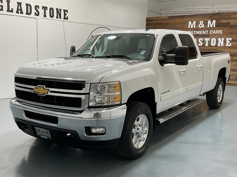 2013 Chevrolet Silverado 3500 LTZ Crew Cab 4X4 / 6.6L DIESEL / Z-71 OFF RD PKG  /Leather w. Heated & Cooled Seats / Navigation & Backup Camera / LONG BED - Photo 57 - Gladstone, OR 97027