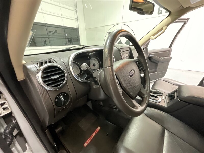 2010 Ford Explorer Sport Trac Limited 4X4 V6 / Leather / Sunroof /69K MILES / LOCAL OREGON TRUCK w. ZERO RUST - Photo 34 - Gladstone, OR 97027