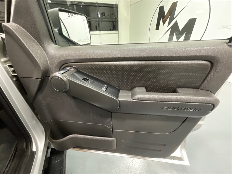 2010 Ford Explorer Sport Trac Limited 4X4 V6 / Leather / Sunroof /69K MILES / LOCAL OREGON TRUCK w. ZERO RUST - Photo 33 - Gladstone, OR 97027