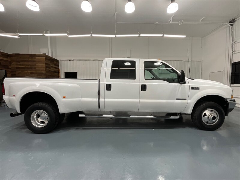 2003 Ford F-350 Super Duty XLT 4X4 /7.3L DIESEL/DUALLY /104K MILES  / ZERO  RUST / NEW TIRES / NOT MODIFIED - Photo 4 - Gladstone, OR 97027