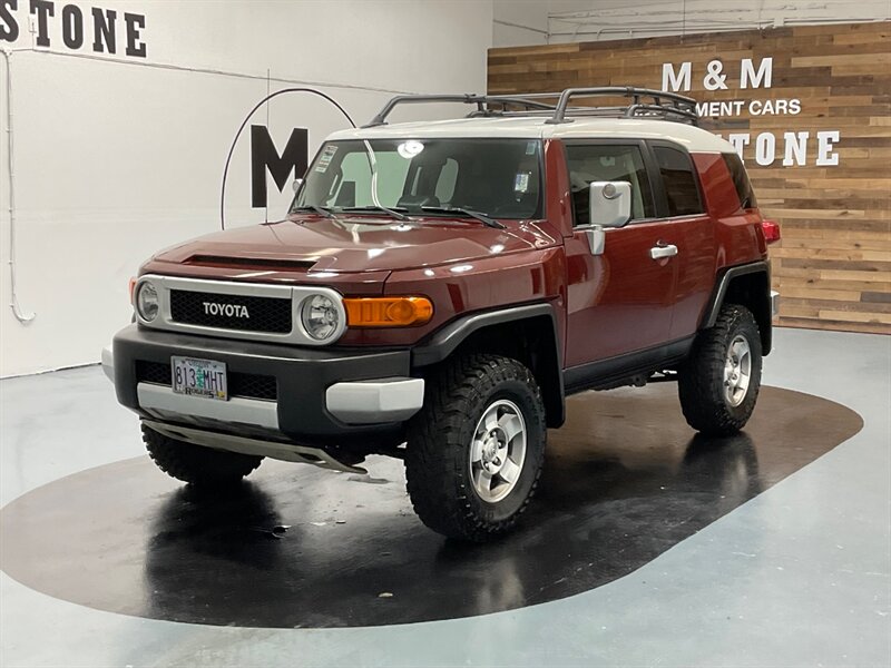 2008 Toyota FJ Cruiser 4X4 / 4.0L V6 / LOCAL SUV / REAR DIFF LOCK  / MUD TIRES - Photo 1 - Gladstone, OR 97027