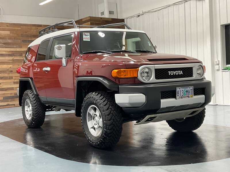 2008 Toyota FJ Cruiser 4X4 / 4.0L V6 / LOCAL SUV / REAR DIFF LOCK  / MUD TIRES - Photo 42 - Gladstone, OR 97027