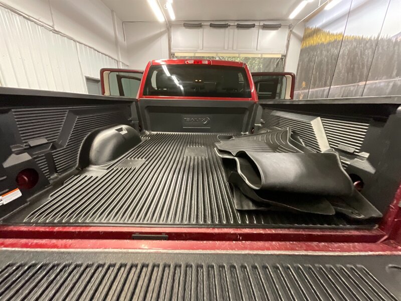 2013 RAM 2500 Tradesman Crew Cab 4X4 / 6.7L CUMMINS DIESEL  RUST FREE / Backup Camera / 99,000 MILES - Photo 36 - Gladstone, OR 97027