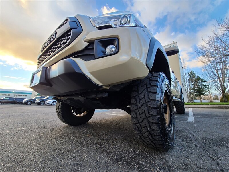 2017 Toyota Tacoma LONG BED 4X4 TRD CRAWL CONTROL  DIFF LOCK / LIFTED  / TRD OFF ROAD / BLIND SPOT MONITOR / NAVi / CAM / SUN ROOF / HEATED SEATS / METHOD WHEELS / TOYO TIRES / PRINSU RACK - Photo 10 - Portland, OR 97217