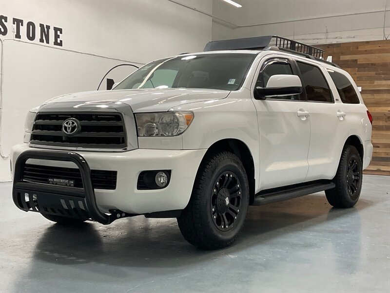 2014 Toyota Sequoia / SR5 4x4 / 5.7L V8/ Leather / Sunroof / NEW TIRES  / 3RD ROW SEAT / Navigation & Backup Camera / Heated Leather Seats / Luggage Rack & BullBar / LOCAL SUV w. ZERO RUST - Photo 64 - Gladstone, OR 97027