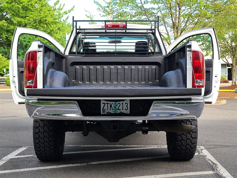 2003 Dodge Ram 2500 4X4 Regular Cab / 5.9 L DIESEL / 6 SPEED / LIFTED  / CUMMINS TURBO / MANUAL TRANSMISSION / LONG BED / 1-OWNER - Photo 28 - Portland, OR 97217