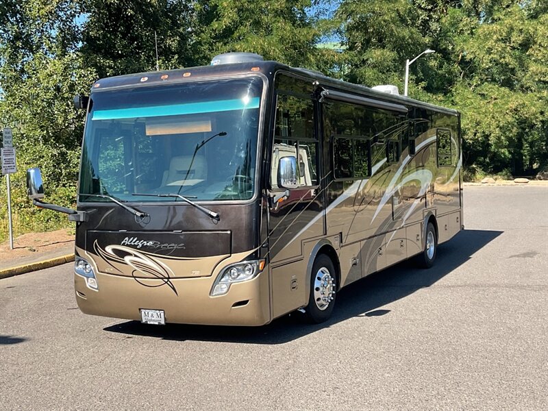 2011 Tiffin 32BR   - Photo 1 - Gladstone, OR 97027