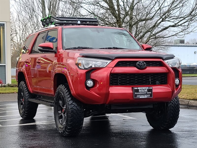 2014 Toyota 4Runner SR5 Premium  / FULLY LOADED / SUN ROOF / 7-PASSENGER / NEW TIRES + LIFT / TOP SHAPE !! - Photo 2 - Portland, OR 97217