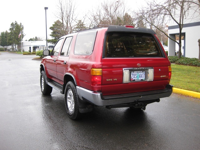 1995 Toyota 4Runner SR5 V6   - Photo 3 - Portland, OR 97217