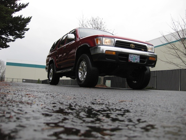 1995 Toyota 4Runner SR5 V6   - Photo 38 - Portland, OR 97217