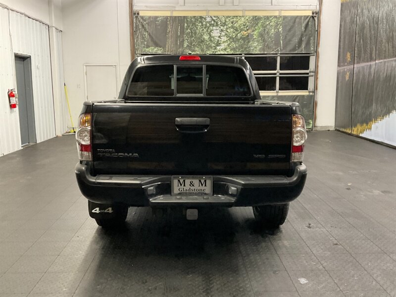 2009 Toyota Tacoma V6 TRD SPORT PKG Double Cab 4X4 / V6 / 1-OWNER  LOCAL OREGON TRUCK / RUST FREE / Backup Camera / SHARP & CLEAN !! - Photo 6 - Gladstone, OR 97027