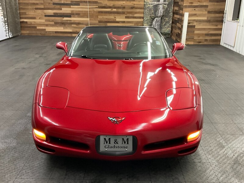 2004 Chevrolet Corvette Convertible / 5.7L V8 / Automatic / Leather Seats  Heads Up Display / LOCAL CAR / Excel Cond - Photo 5 - Gladstone, OR 97027