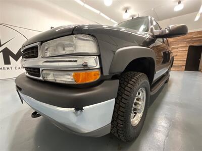 2003 Chevrolet Suburban 2500 LT 4X4 8.1L V8 / 1-OWNER LOCAL / LOW MILES  / Leather Heated Seats / Sunroof /3RD ROW SEAT - Photo 59 - Gladstone, OR 97027