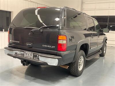 2003 Chevrolet Suburban 2500 LT 4X4 8.1L V8 / 1-OWNER LOCAL / LOW MILES  / Leather Heated Seats / Sunroof /3RD ROW SEAT - Photo 8 - Gladstone, OR 97027