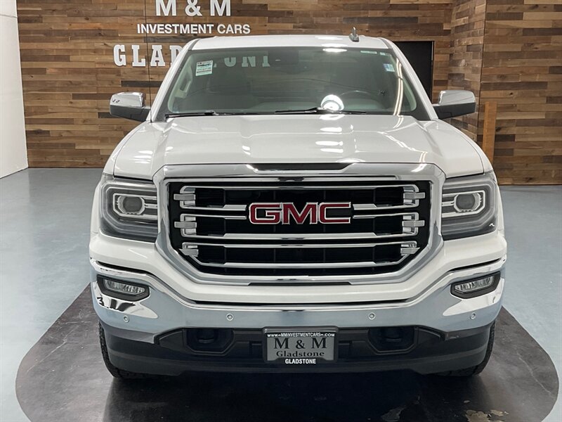 2017 GMC Sierra 1500 SLT Crew Cab 4X4 / 5.3L V8 / 1-OWNER /FULLY LOADED  / ZERO RUST - Photo 5 - Gladstone, OR 97027