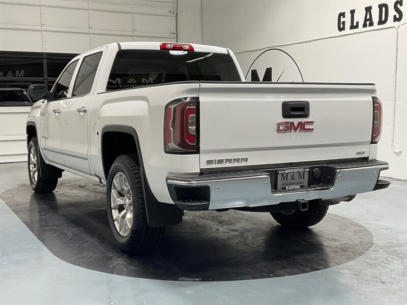 2017 GMC Sierra 1500 SLT Crew Cab 4X4 / 5.3L V8 / 1-OWNER /FULLY LOADED  / ZERO RUST - Photo 7 - Gladstone, OR 97027