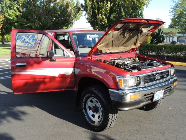 1992 Toyota Pickup Deluxe/ 4X4 / Xtra Cab / FRESH TIMING BELT SERVICE   - Photo 15 - Portland, OR 97217