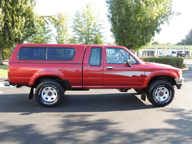 1992 Toyota Pickup Deluxe/ 4X4 / Xtra Cab / FRESH TIMING BELT SERVICE   - Photo 4 - Portland, OR 97217